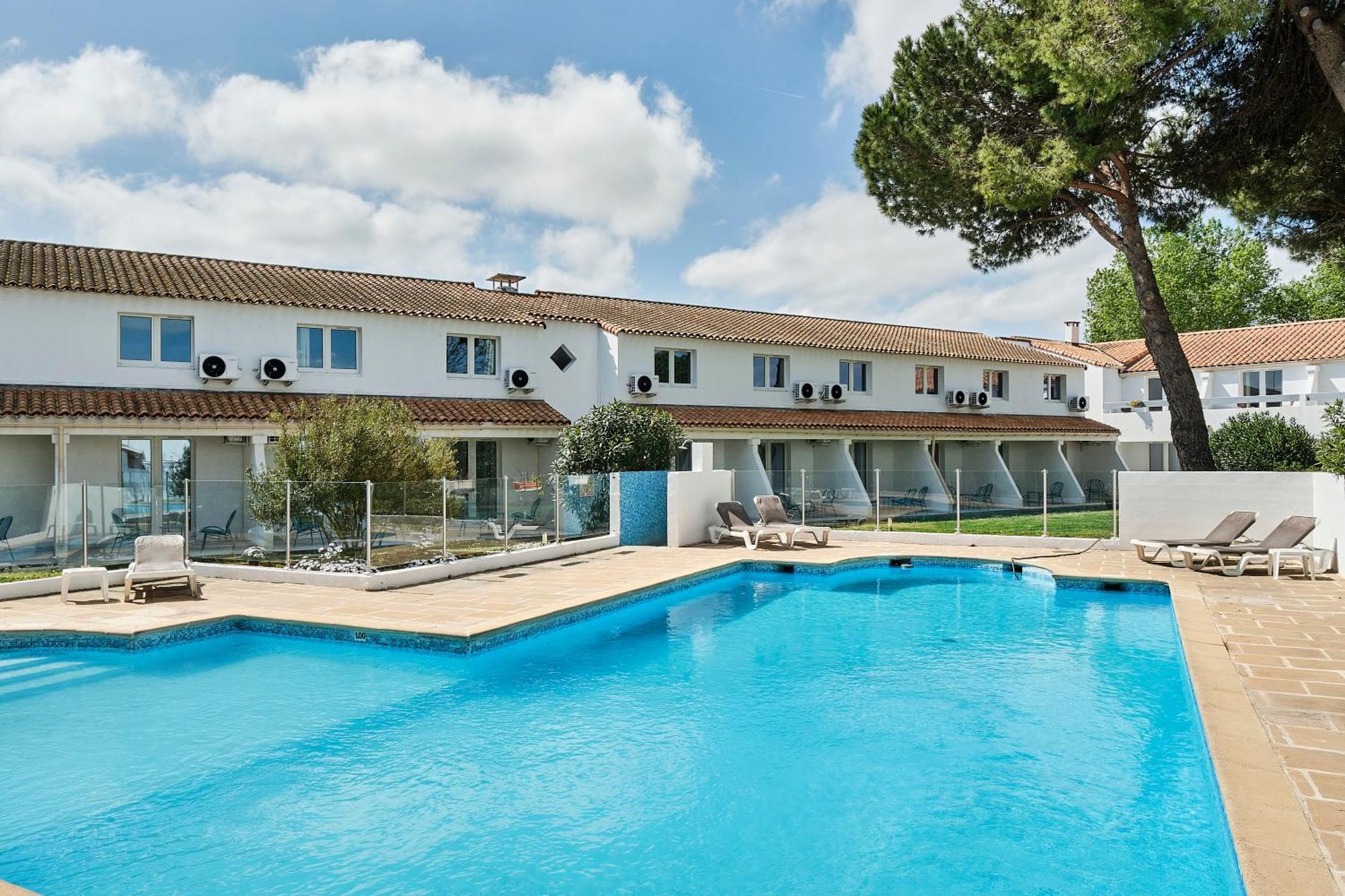 Artemia Aigues-Mortes - Hotel Avec Piscine Exterior foto