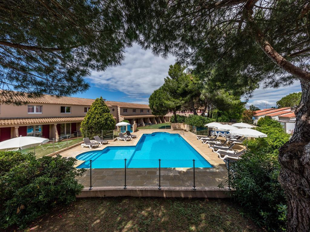 Artemia Aigues-Mortes - Hotel Avec Piscine Exterior foto