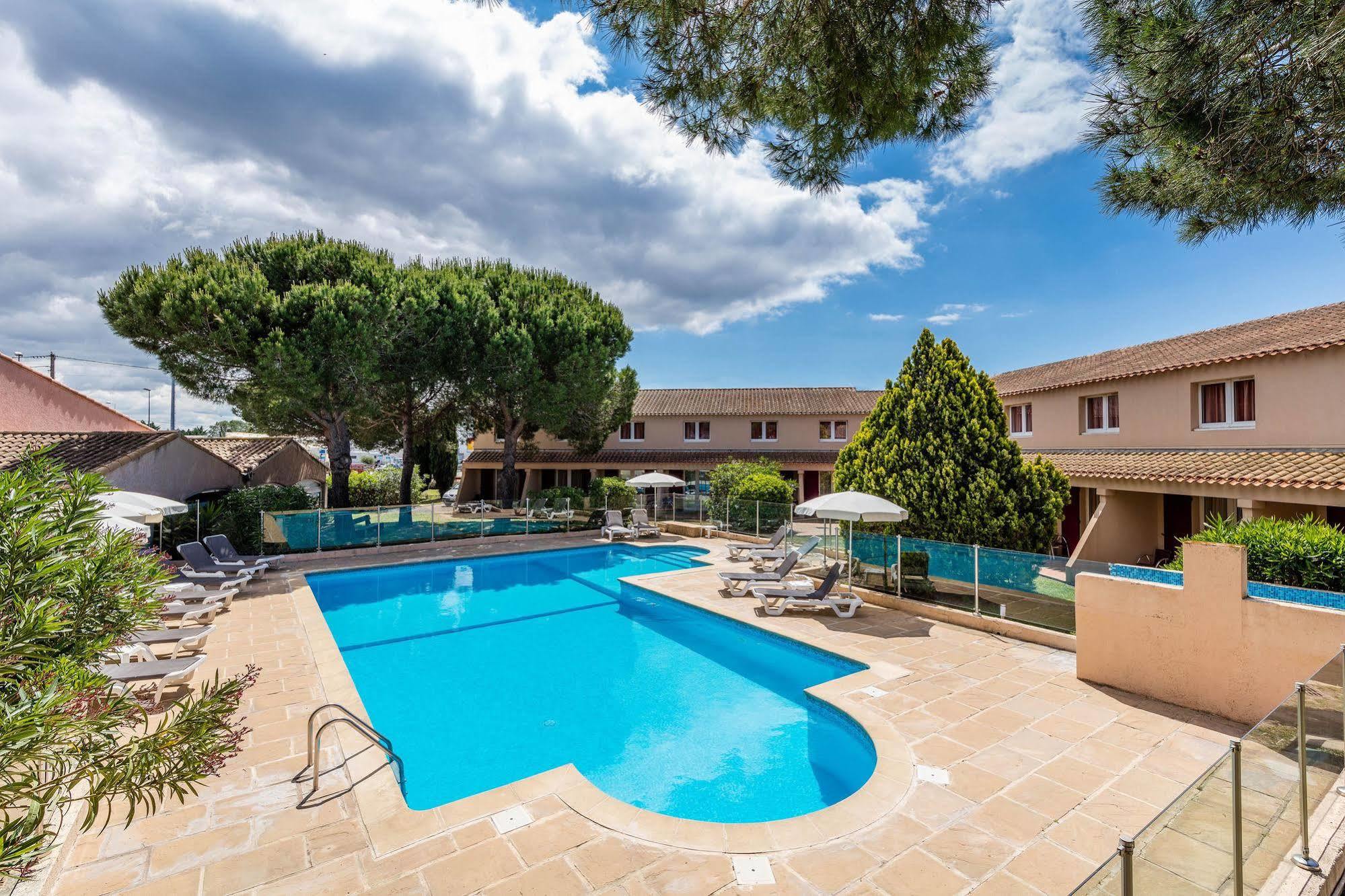 Artemia Aigues-Mortes - Hotel Avec Piscine Exterior foto
